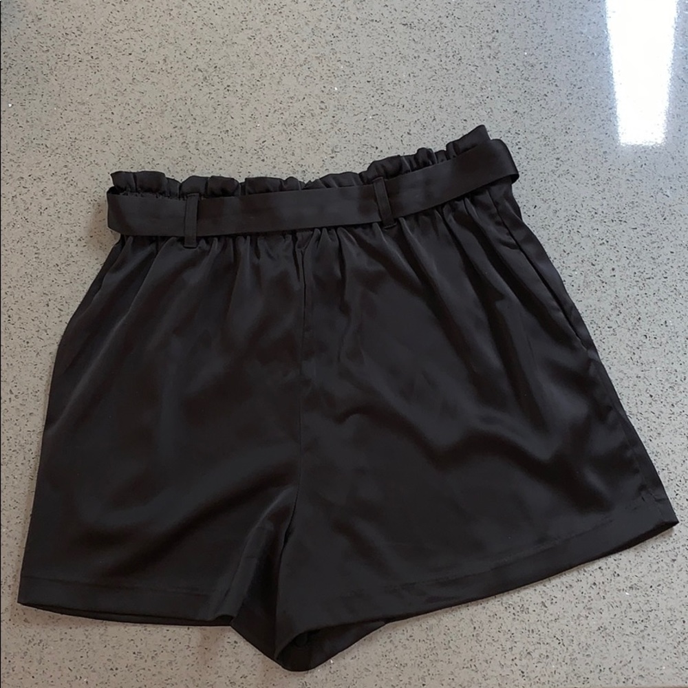 High Waisted Shorts - Picture 3 of 3
